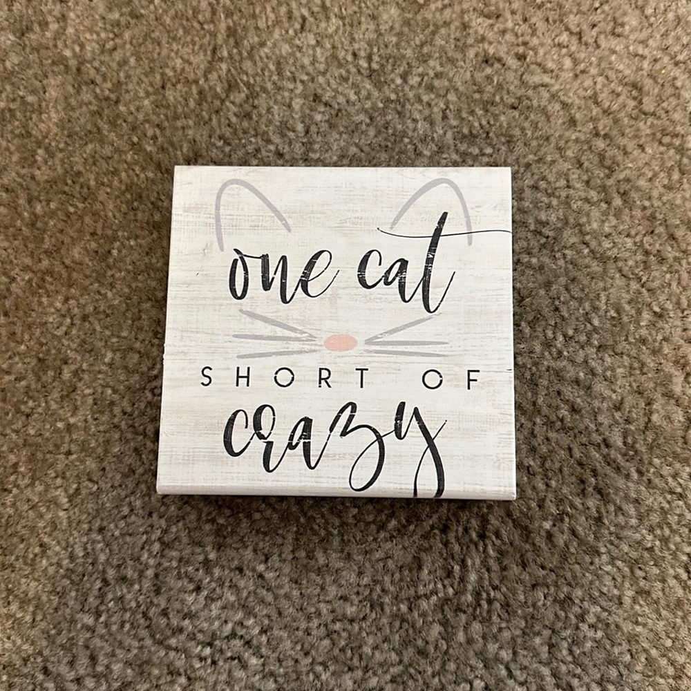 Small table/shelf decor